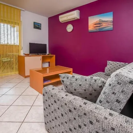 Aurel Suites- Classic Two Bedroom With Balcony 아파트